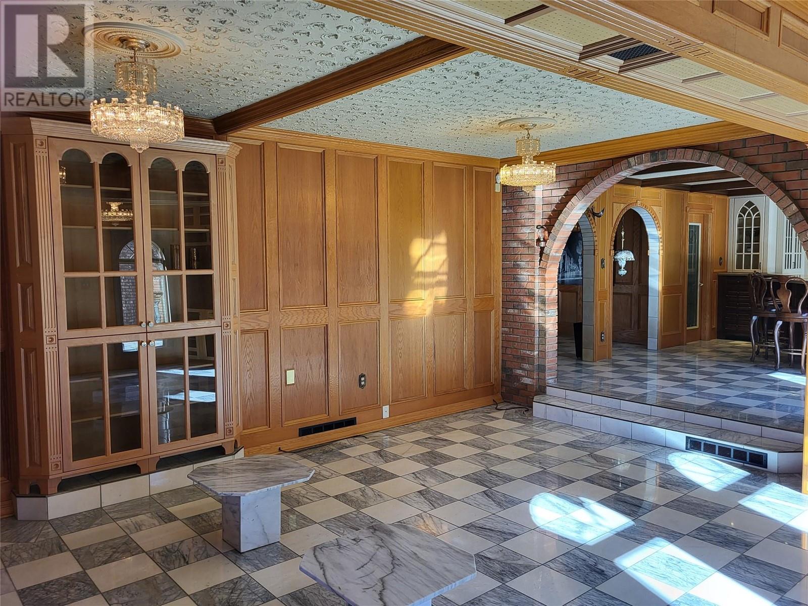 327 Carmel Crescent - 12