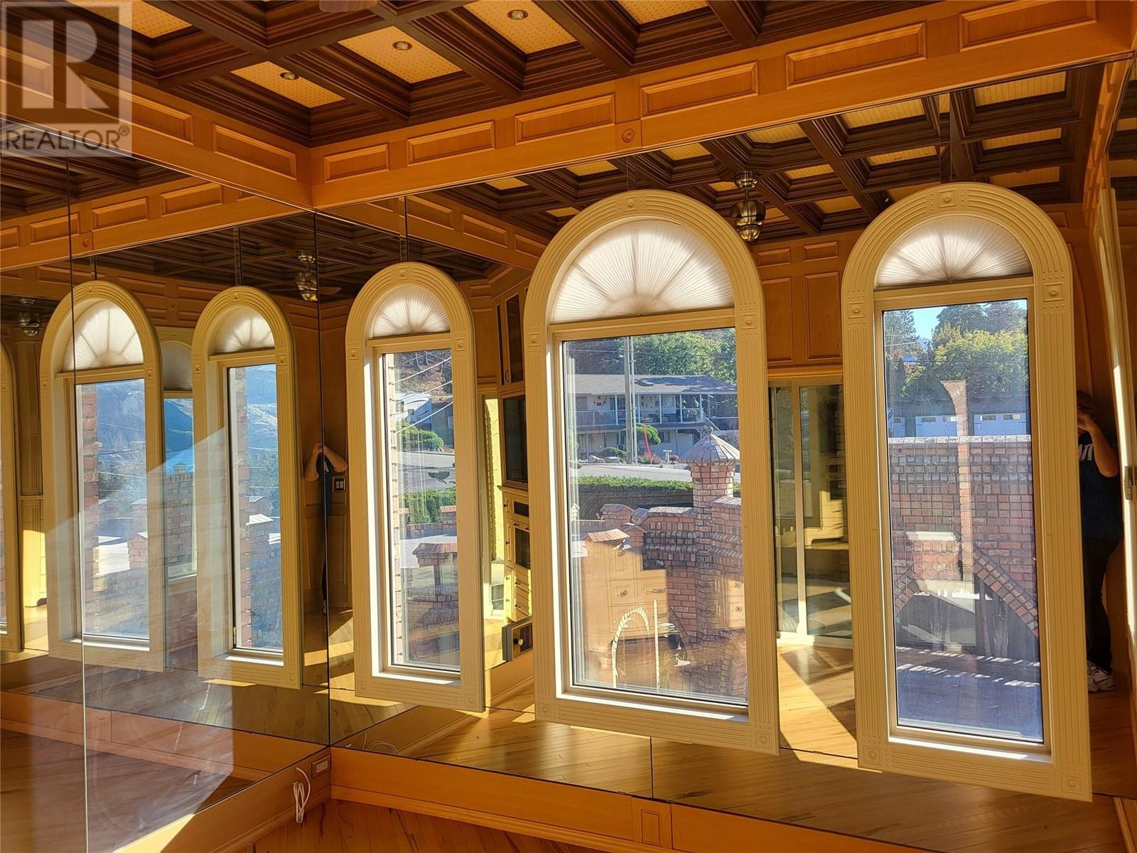 327 CARMEL Crescent, Okanagan Falls
