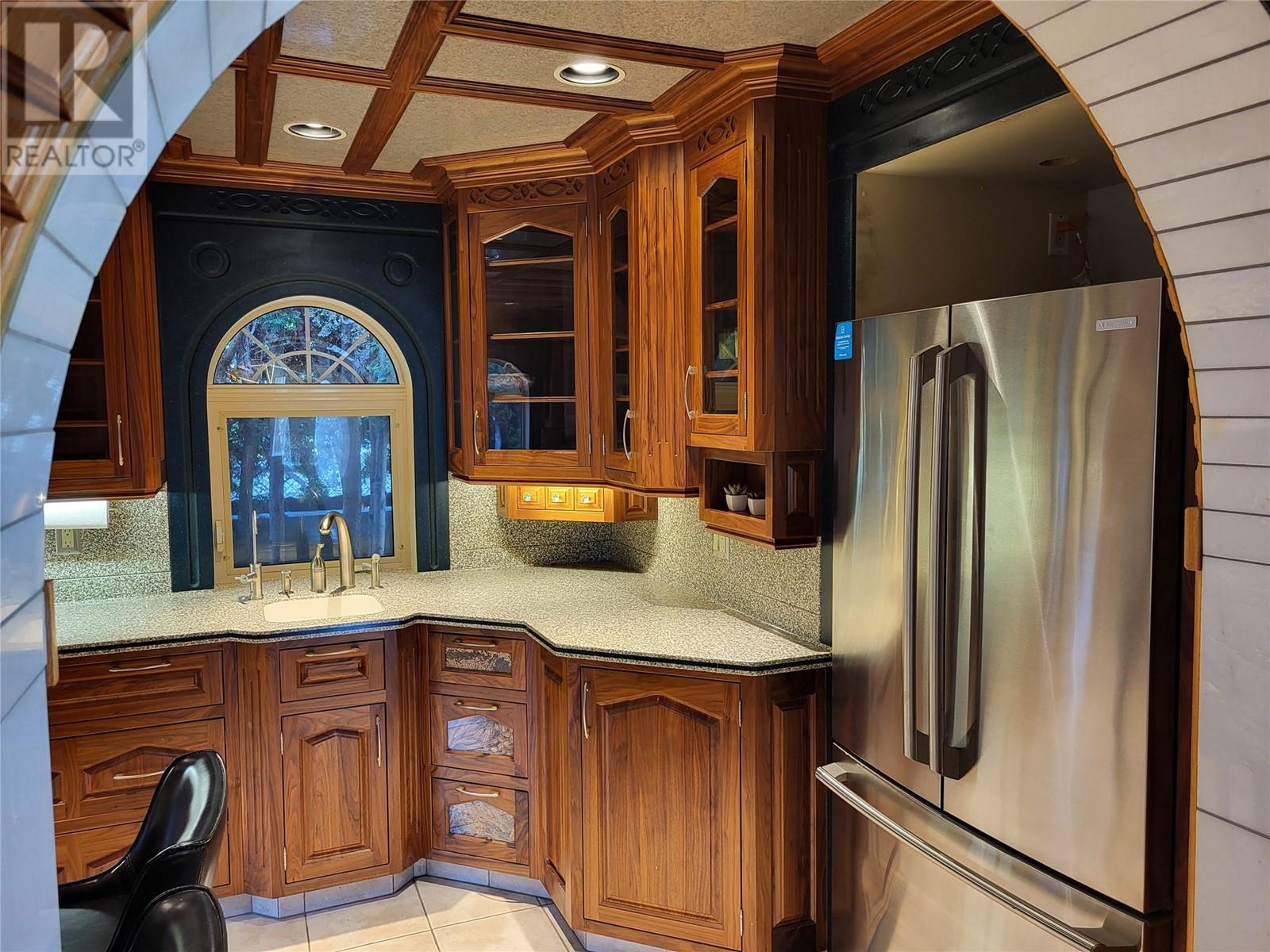 327 Carmel Crescent - 18