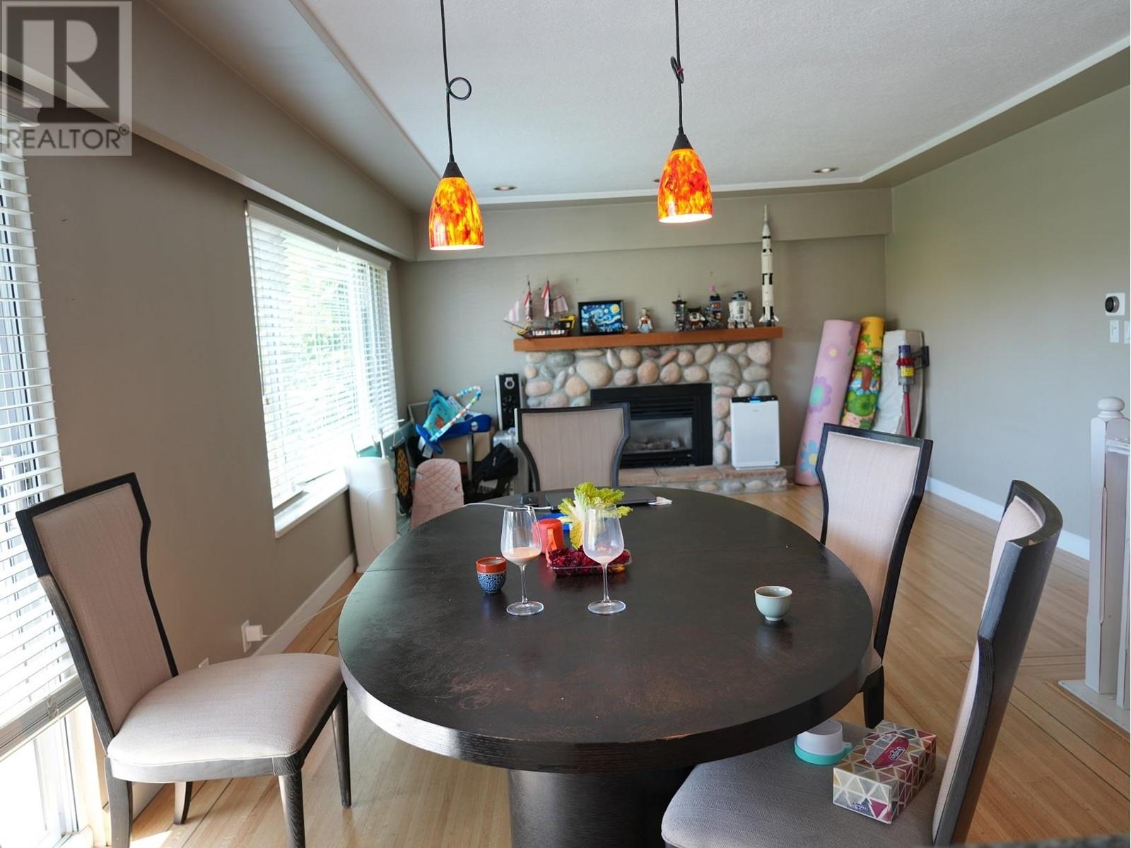 Photo 16 of 9580 Pinewell Crescent, Richmond BC
