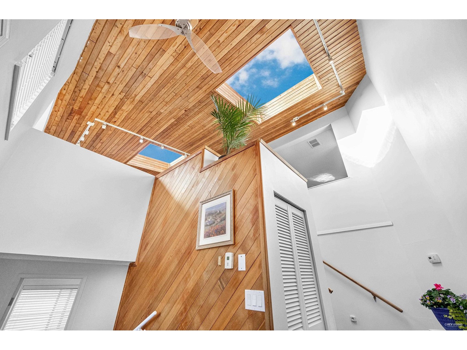 939 HABGOOD STREET, White Rock real estate listing R2935922