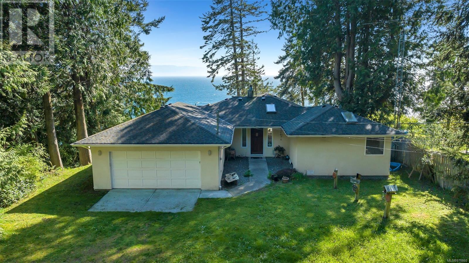 Photo 35 of 2465 Blackfish Rd, Sooke BC