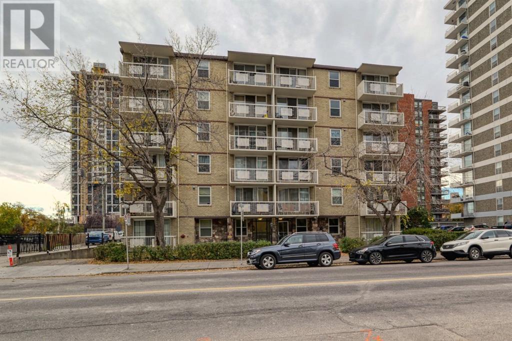 Single Family House High rise for Sale in    Avenue SW Beltline Calgary 