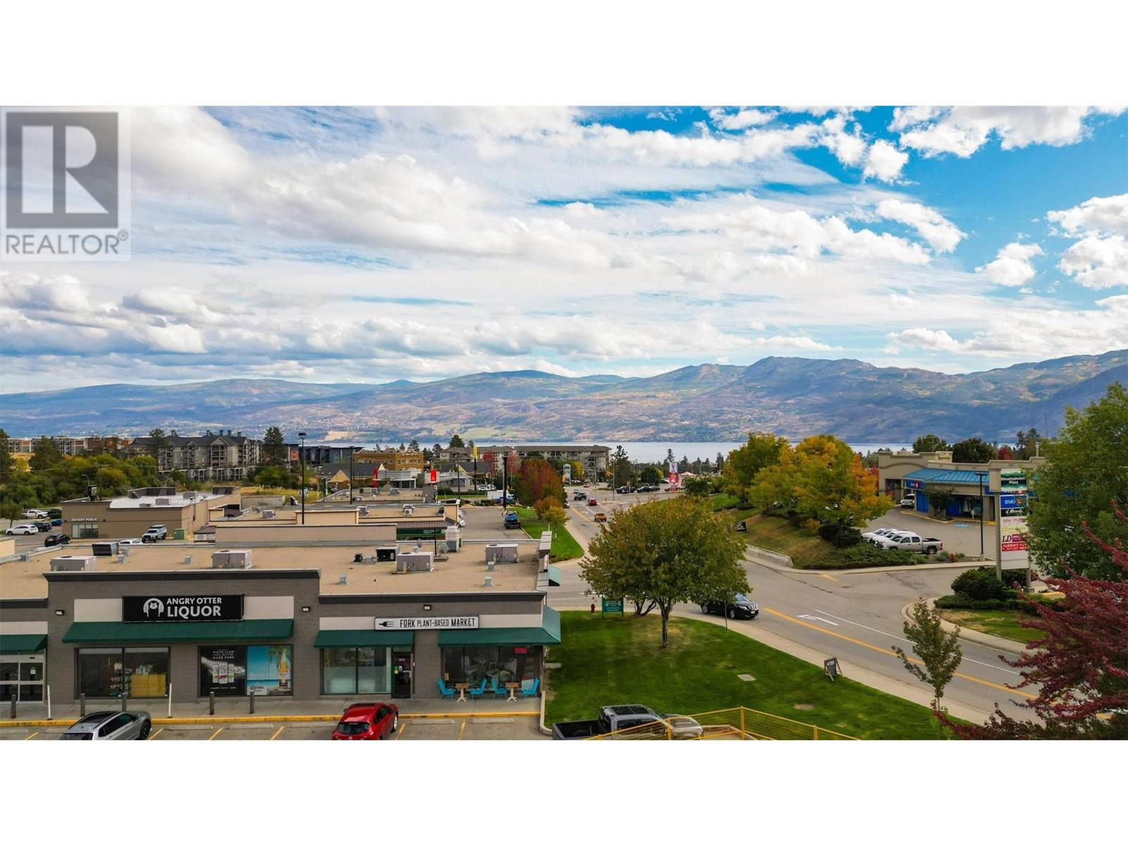 1 Bedroom Condo For Sale | 3645 Gosset Road Unit 303 | West Kelowna | V1Z4C9