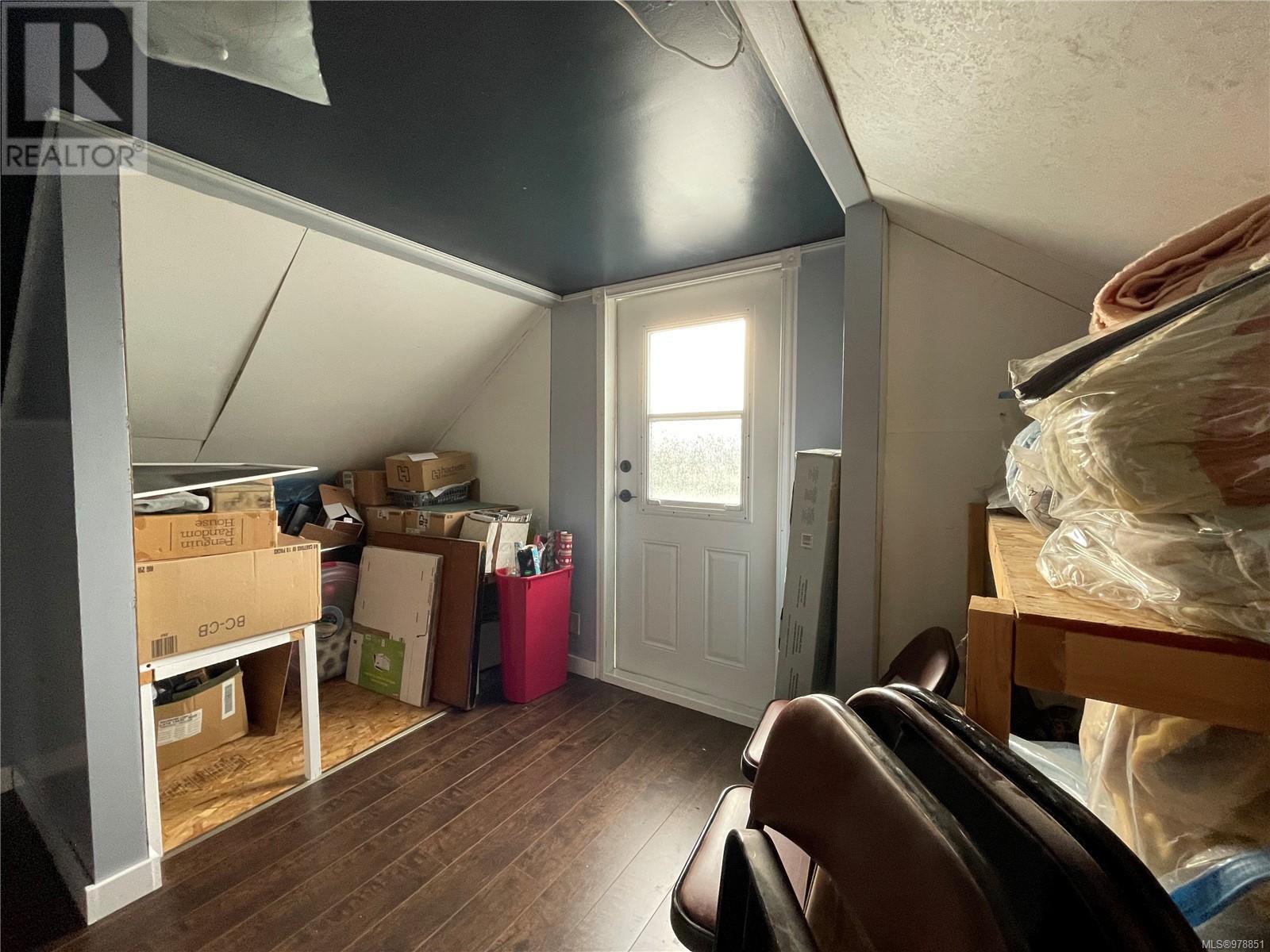 4067 Johnston Rd, Port Alberni real estate listing 978851