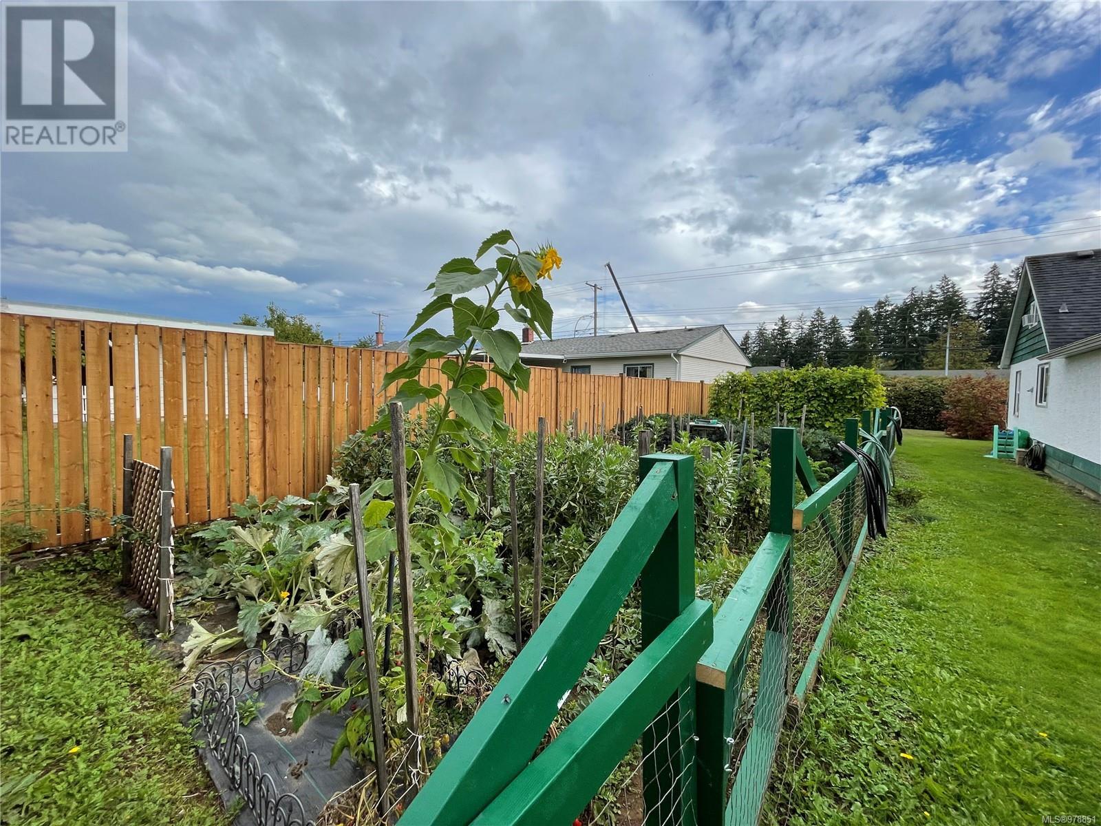 4067 Johnston Rd, Port Alberni real estate listing 978851