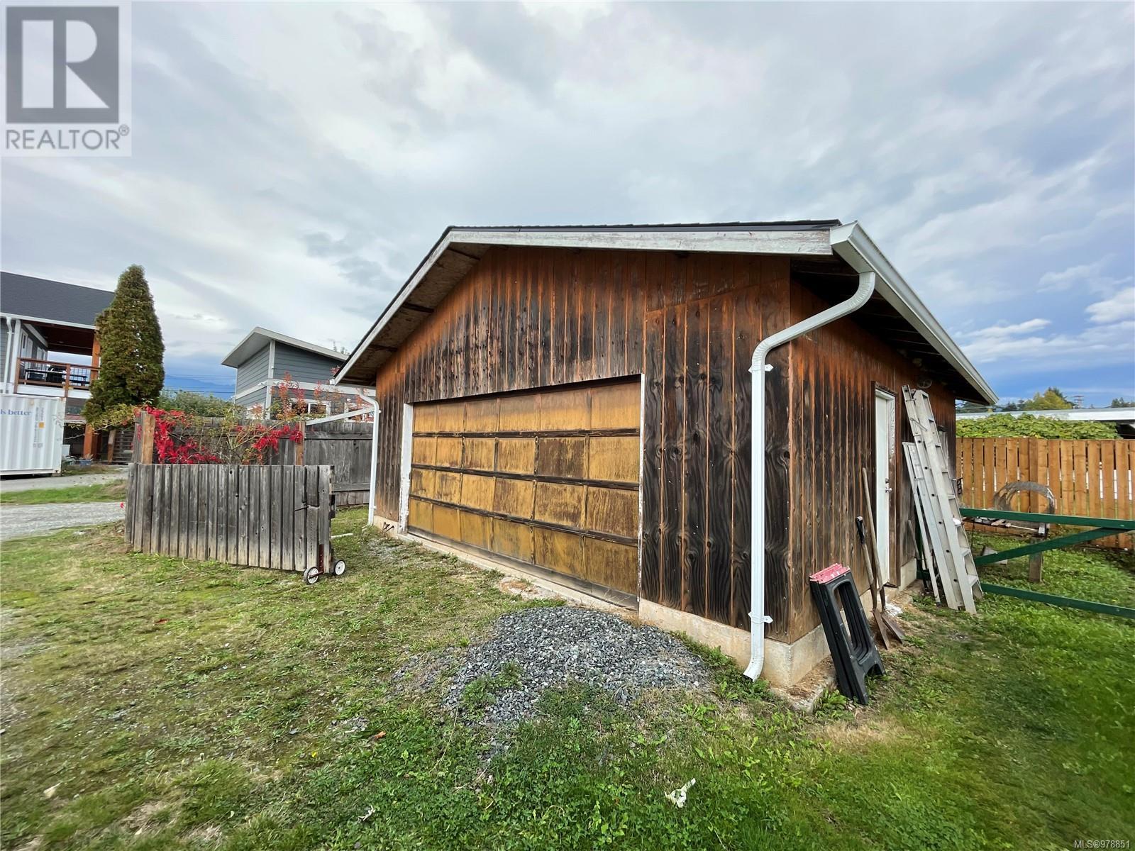4067 Johnston Rd, Port Alberni real estate listing 978851