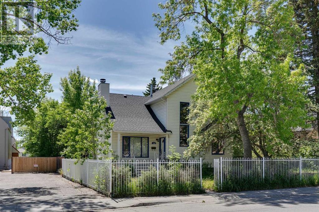 Multi-family House for Sale in     Avenue NW Mount Pleasant Calgary 