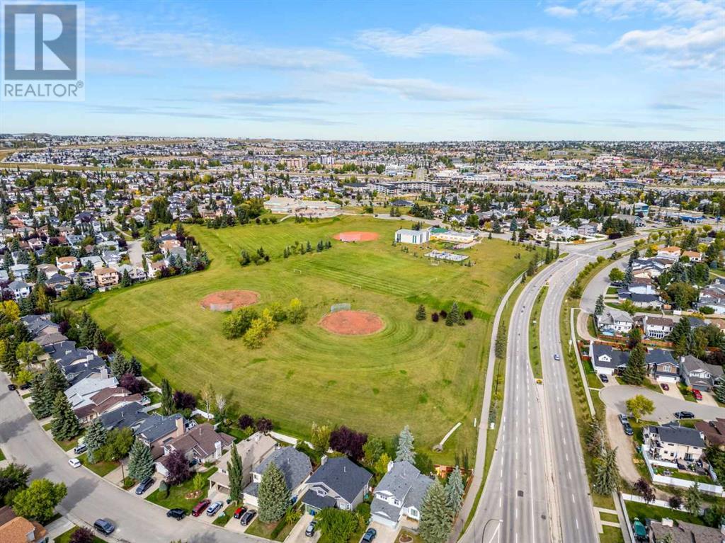 Single Family House for Sale in  Scandia Bay NW Scenic Acres Calgary 