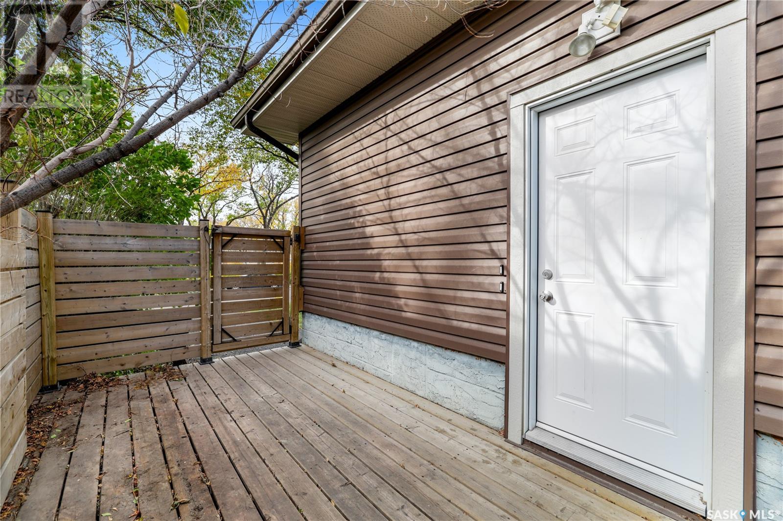 Single Family House Raised bungalow for Sale in  NORTH WEST BOULEVARD Regina 