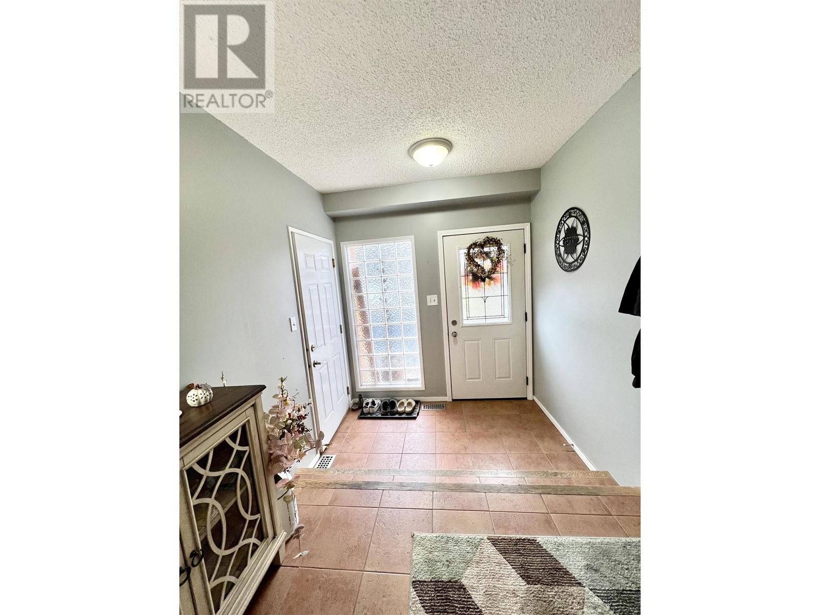 10070 N MCBRIDE TIMBER ROAD, Prince George