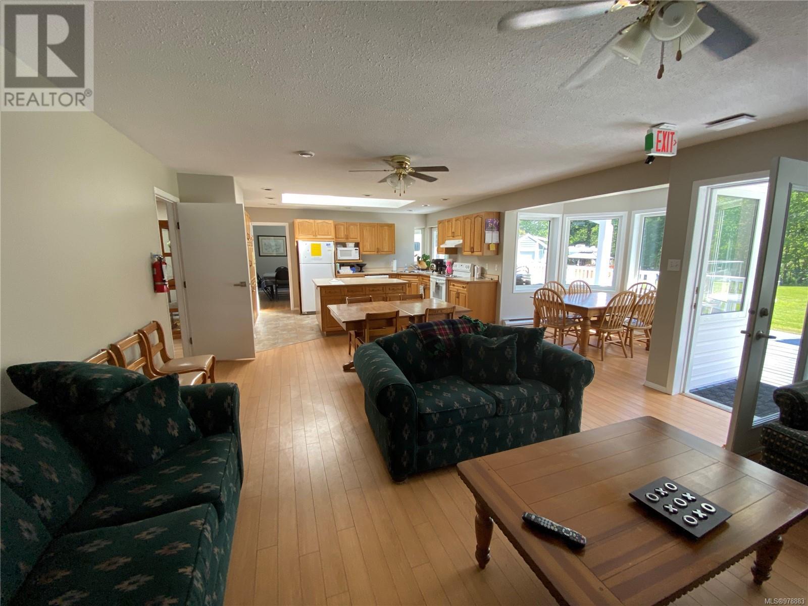 Photo 19 of 1100 Woss Lake Dr, Nanaimo BC