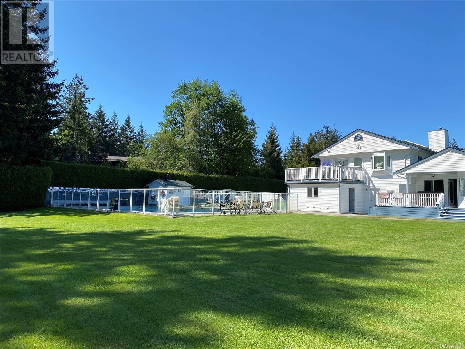 Photo 21 of 1100 Woss Lake Dr, Nanaimo BC
