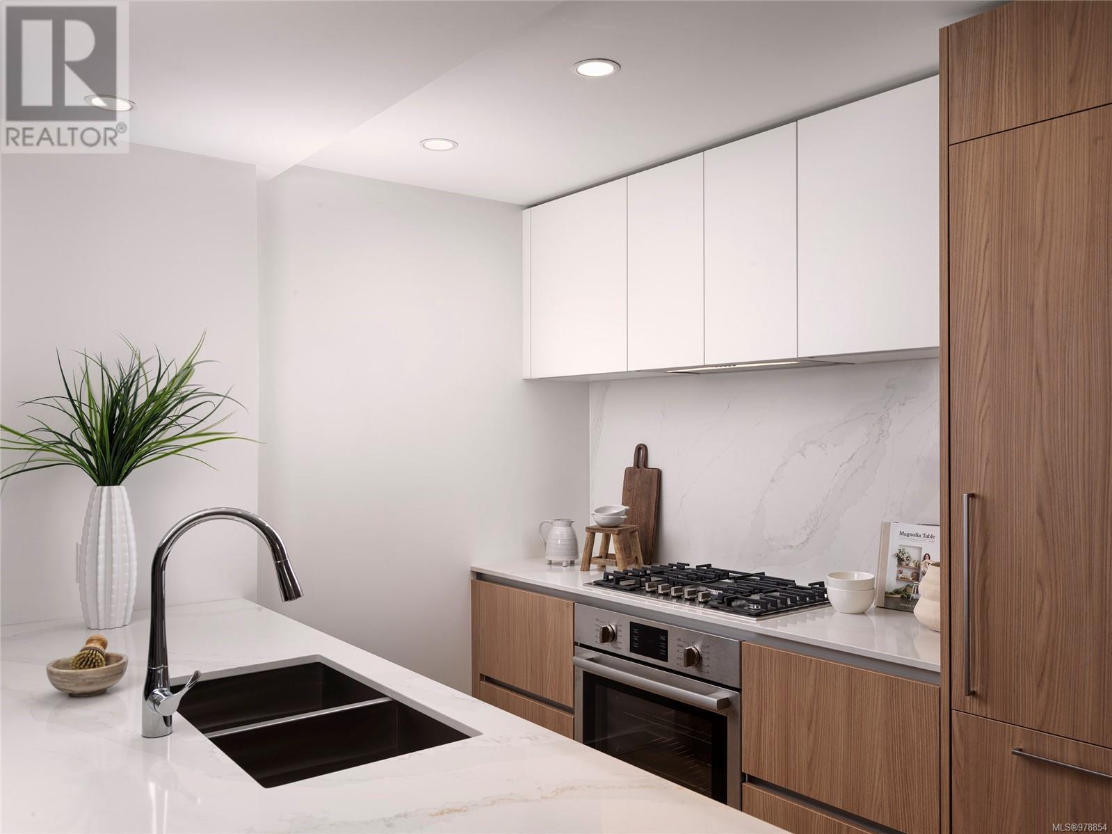 1206 2000 Hannington Rd, Langford