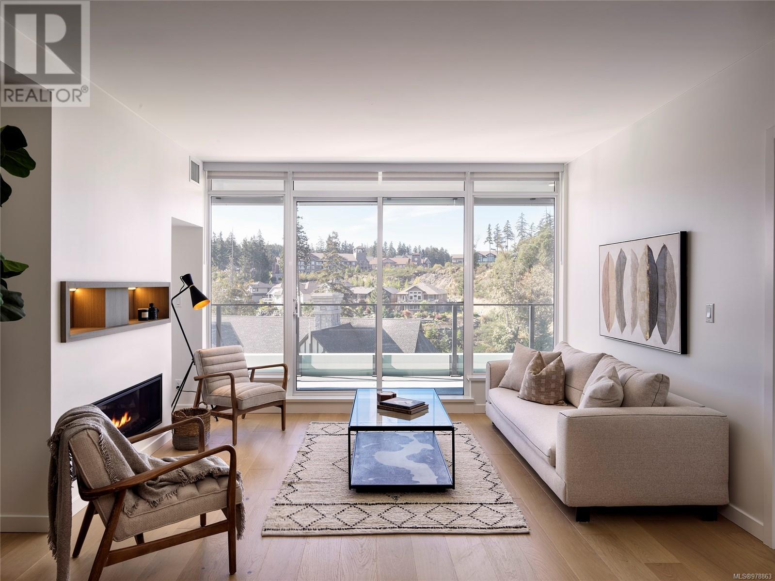 907 2000 Hannington Rd, Langford real estate listing 978863