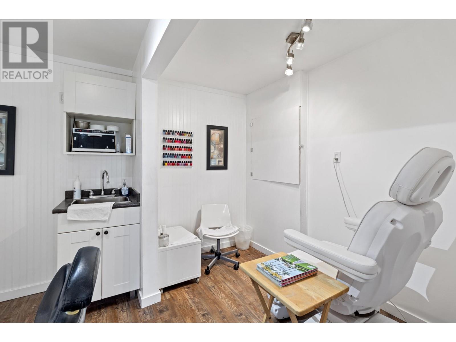 601 FORTUNE DRIVE, Kamloops Commercial BC