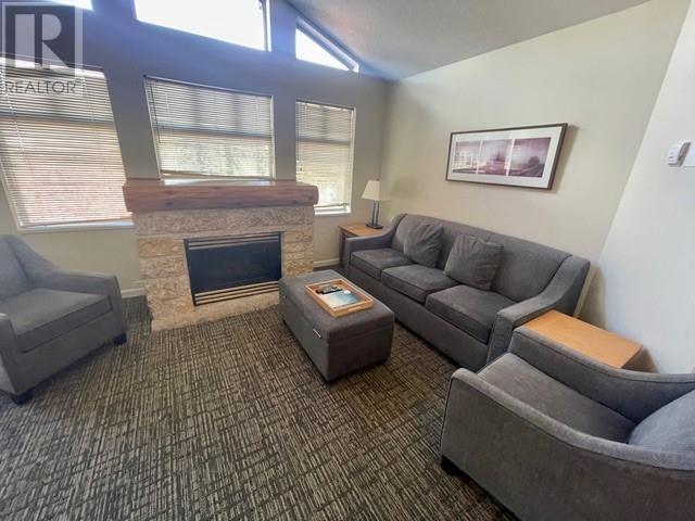 304 wk 10-4338 MAIN STREET, Whistler