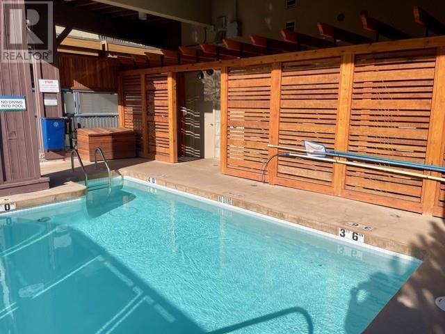 304 wk 10-4338 MAIN STREET, Whistler