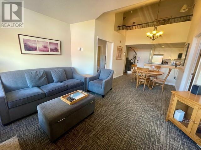 304 wk 10-4338 MAIN STREET, Whistler