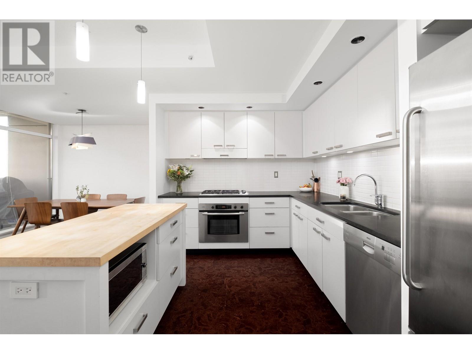 2204 1055 HOMER STREET, Vancouver