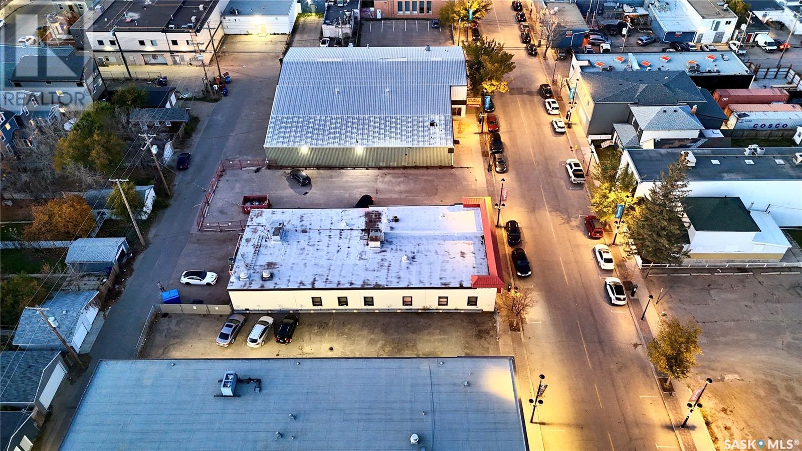 Photo 1 of 325 C Avenue S, Saskatoon SK