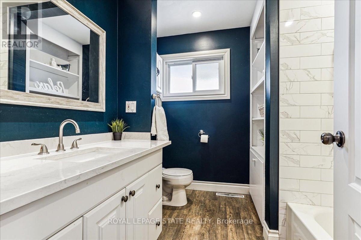 Photo 15 of 5117 Canborough Road, West Lincoln ON