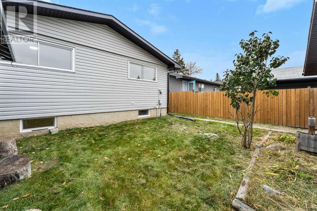 Single Family House Bungalow for Sale in  a Avenue SE Dover Calgary 