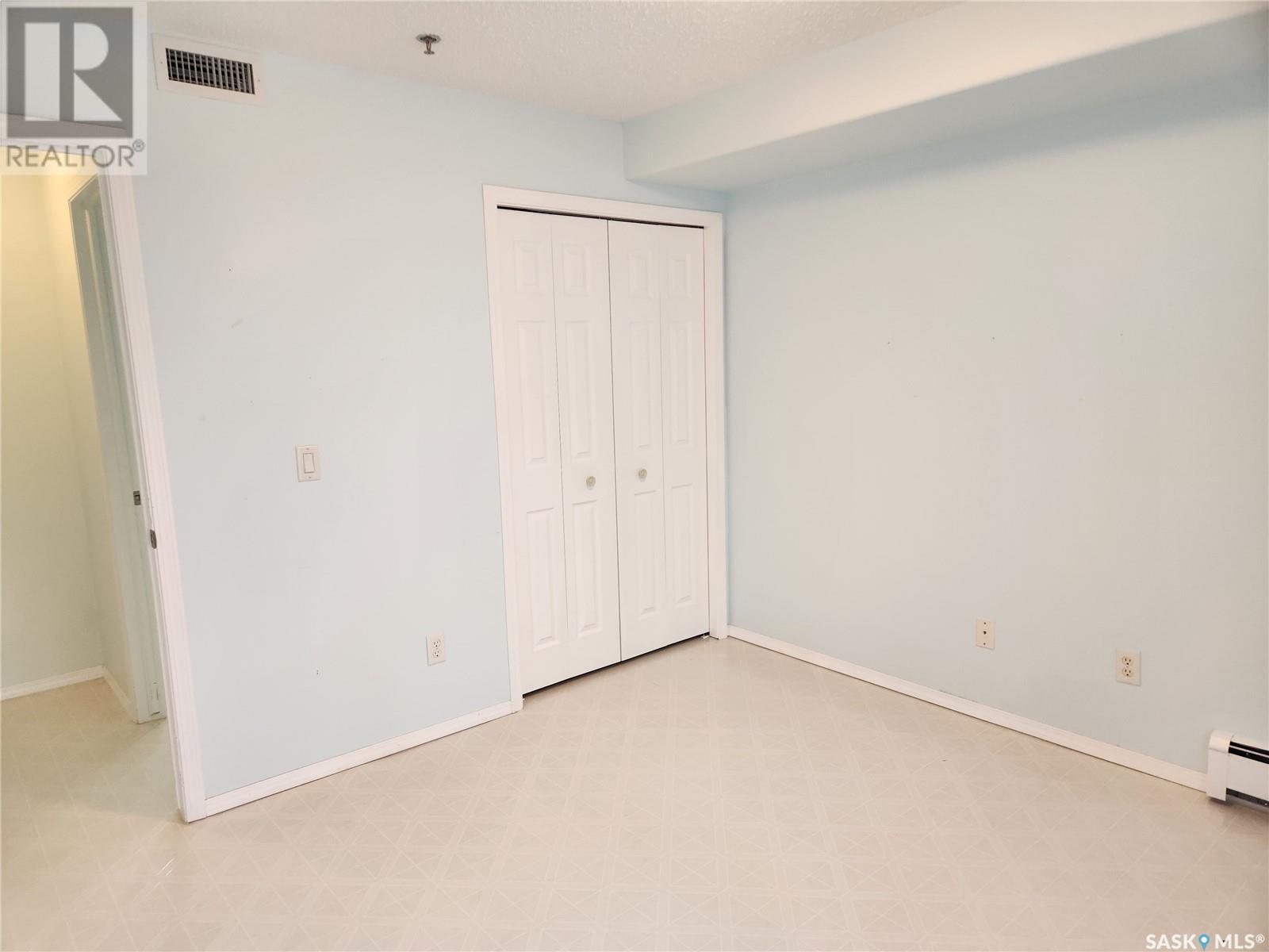 Photo 14 of 105 729 101st Avenue, Tisdale SK