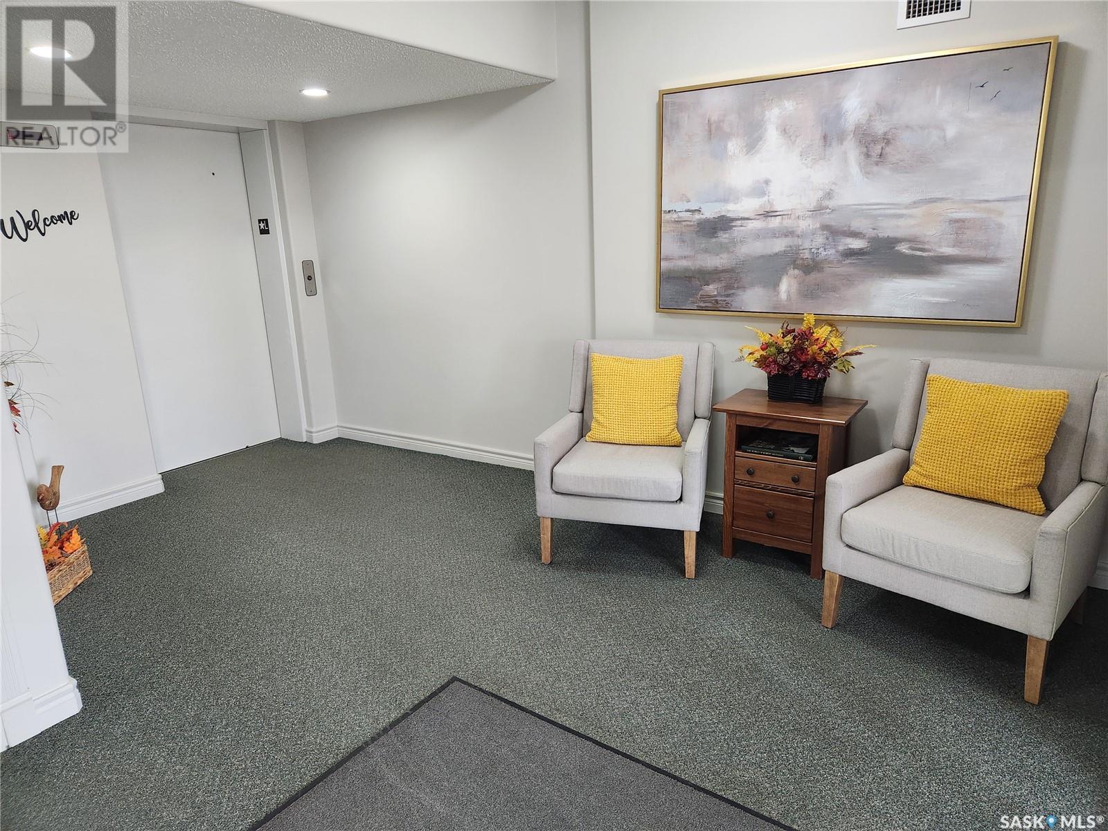 Photo 22 of 105 729 101st Avenue, Tisdale SK