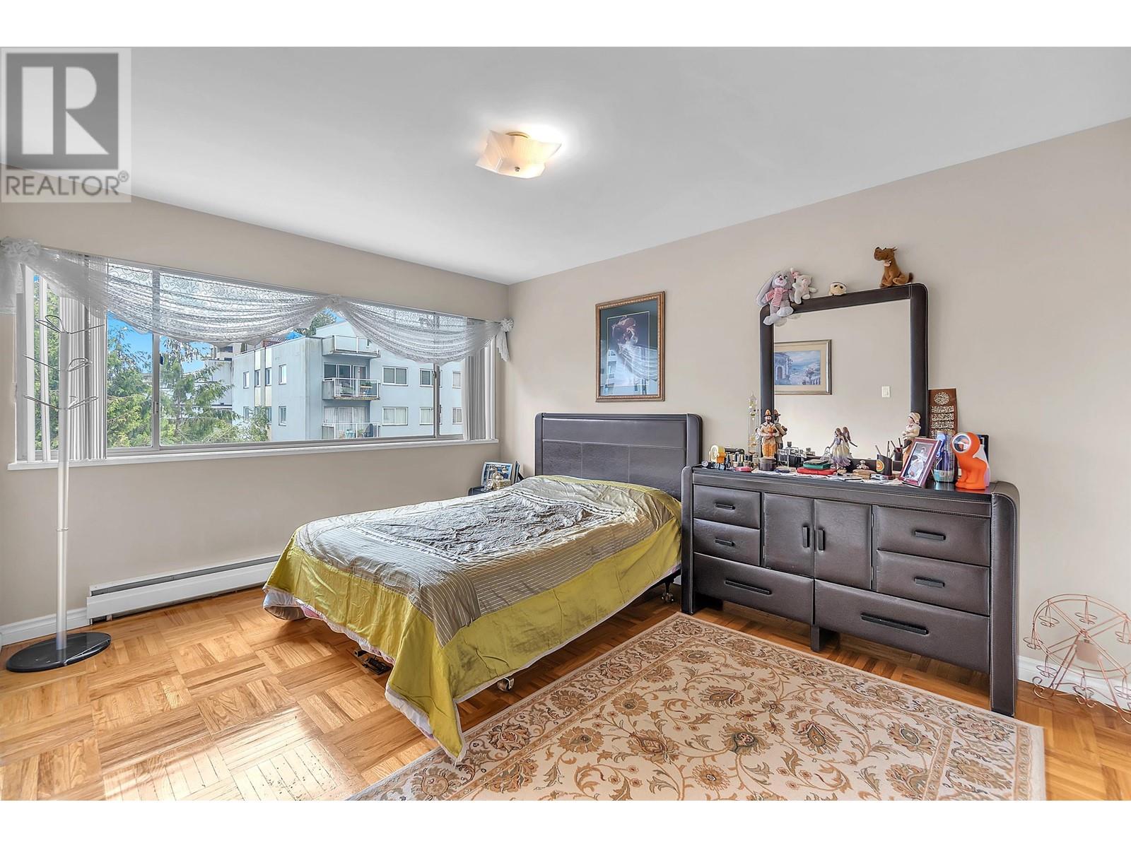 306 1750 ESQUIMALT AVENUE, West Vancouver real estate listing R2937519