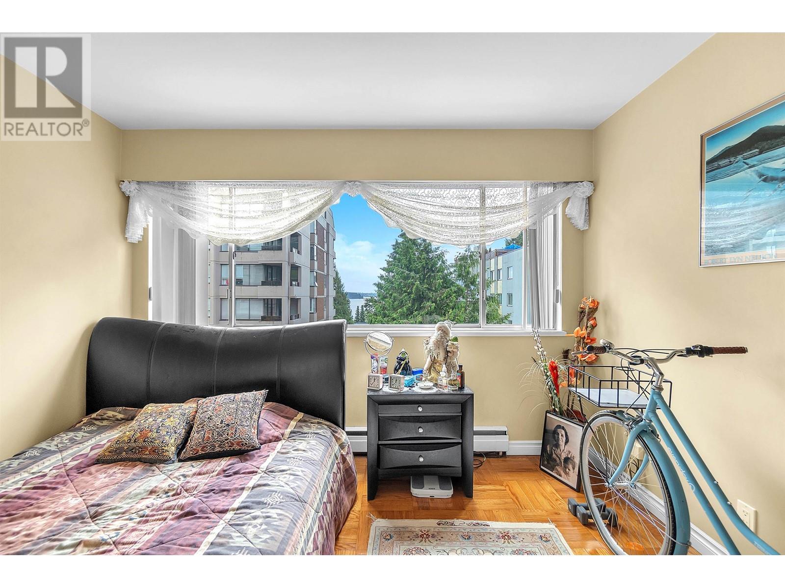 306 1750 ESQUIMALT AVENUE, West Vancouver real estate listing R2937519