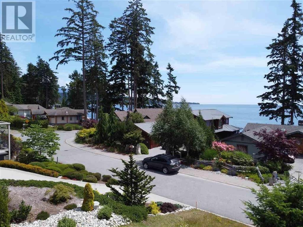 Vacant Land in Sechelt - Image 8