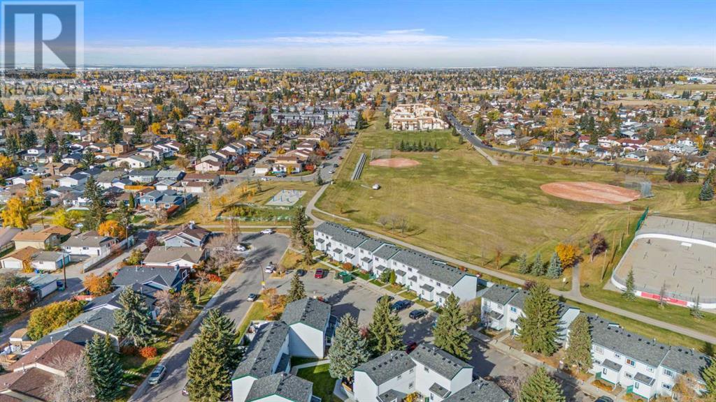 Single Family House for Sale in   Templehill Drive NE Temple Calgary 