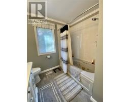 61 Kings Hill Road thumbnail 20