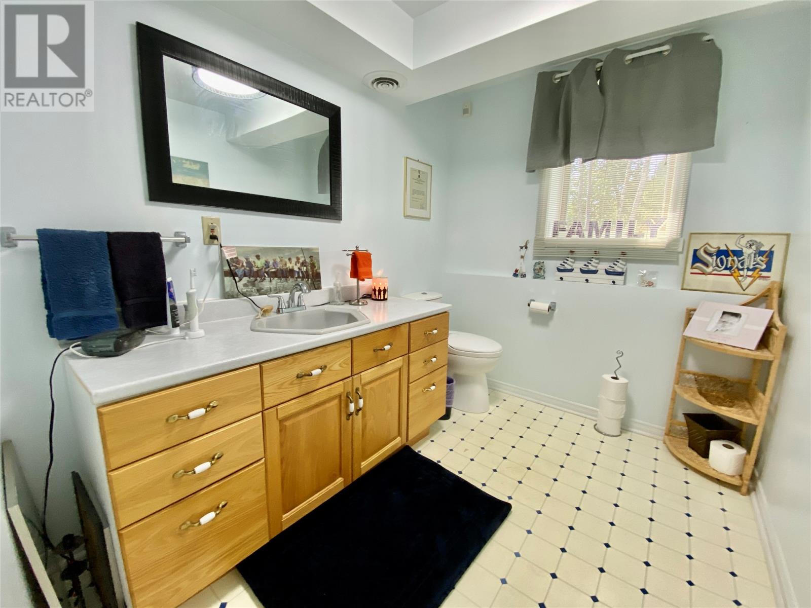 61 Kings Hill Road - 29