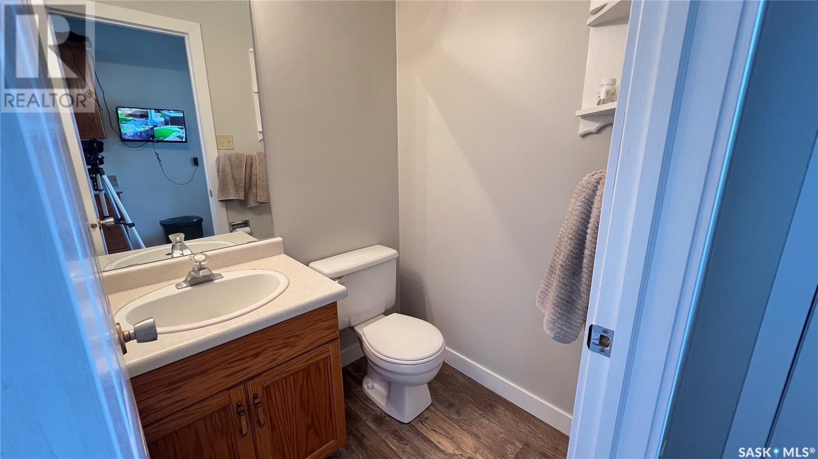 Photo 14 of 1409 3rd Avenue, Edam SK