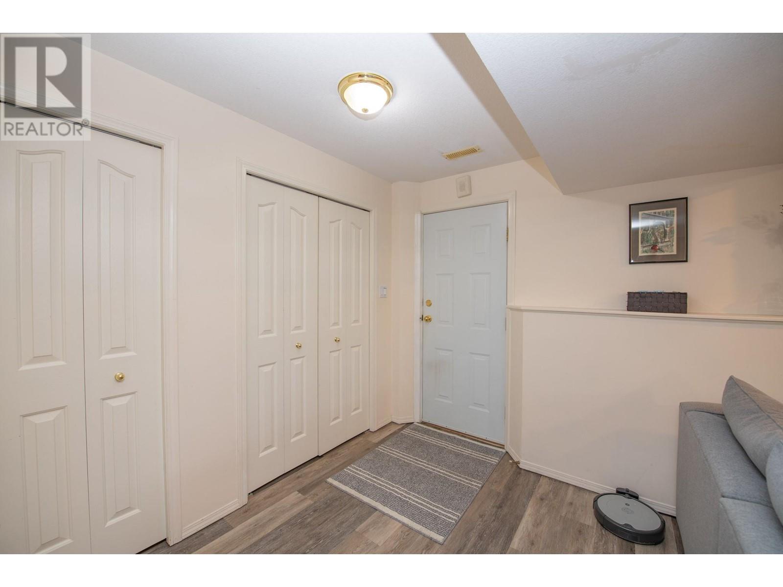 7706 Giles Drive, Coldstream