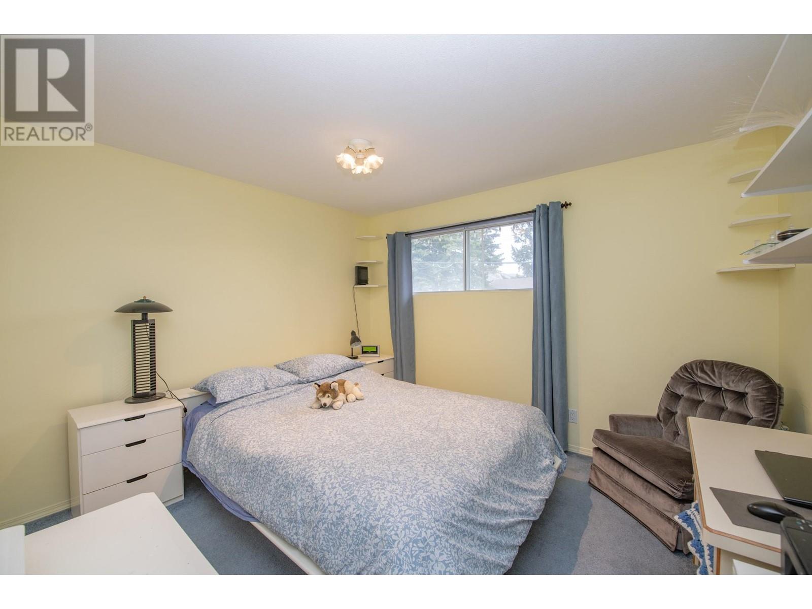 7706 Giles Drive, Coldstream