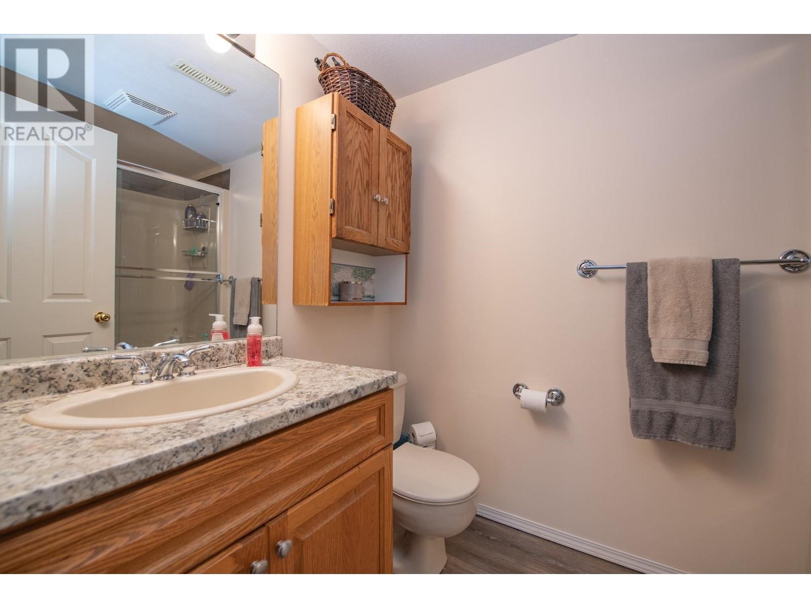 7706 Giles Drive, Coldstream
