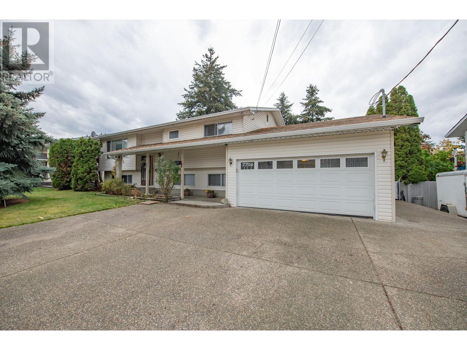 7706 Giles Drive, Coldstream