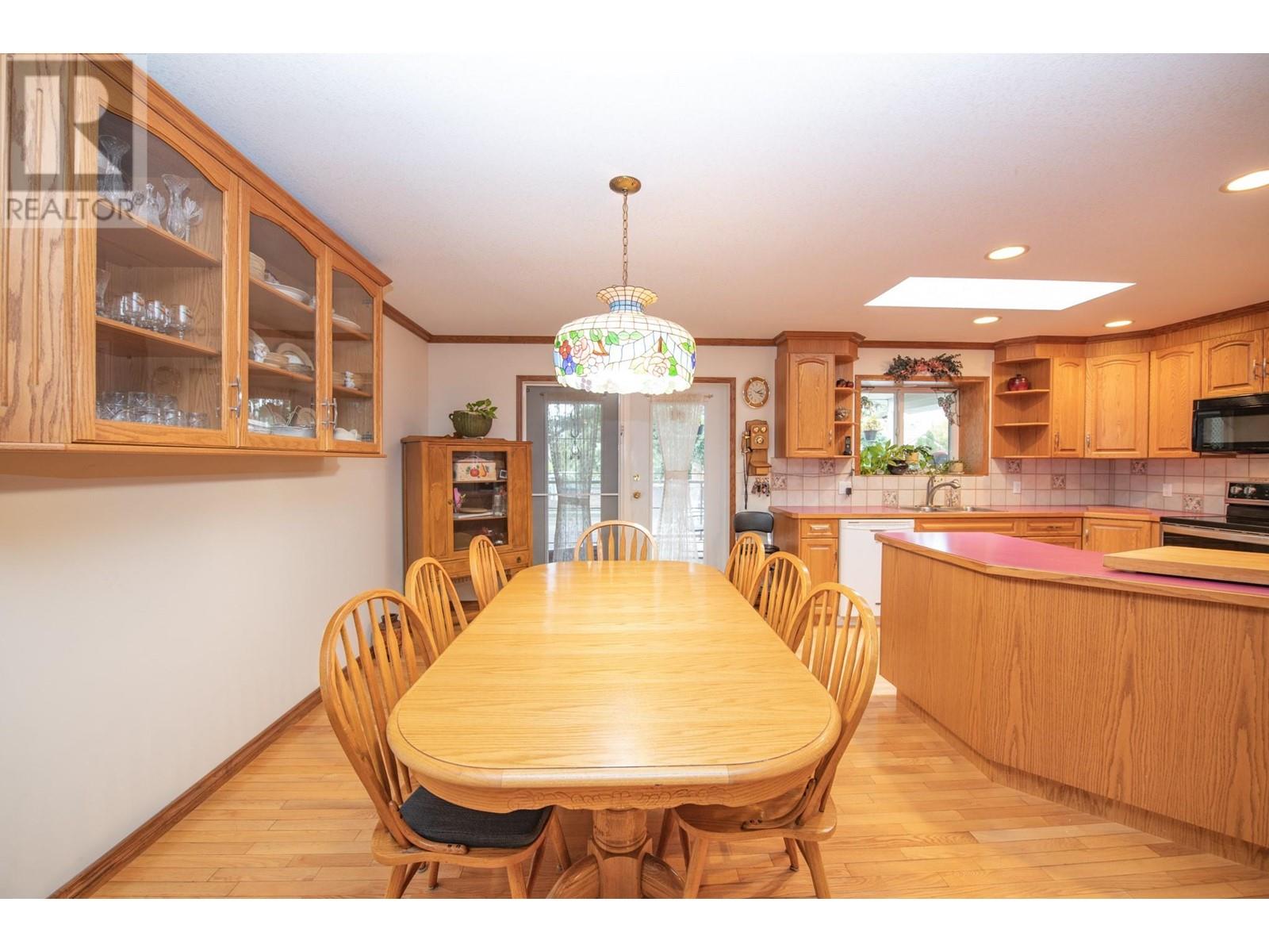 7706 Giles Drive, Coldstream