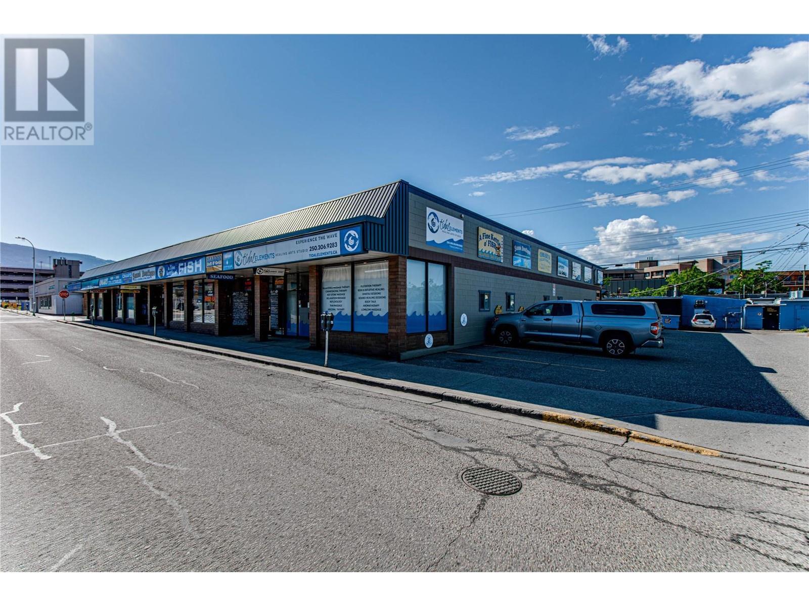 Photo 2 of 3408 31 Avenue, Vernon BC