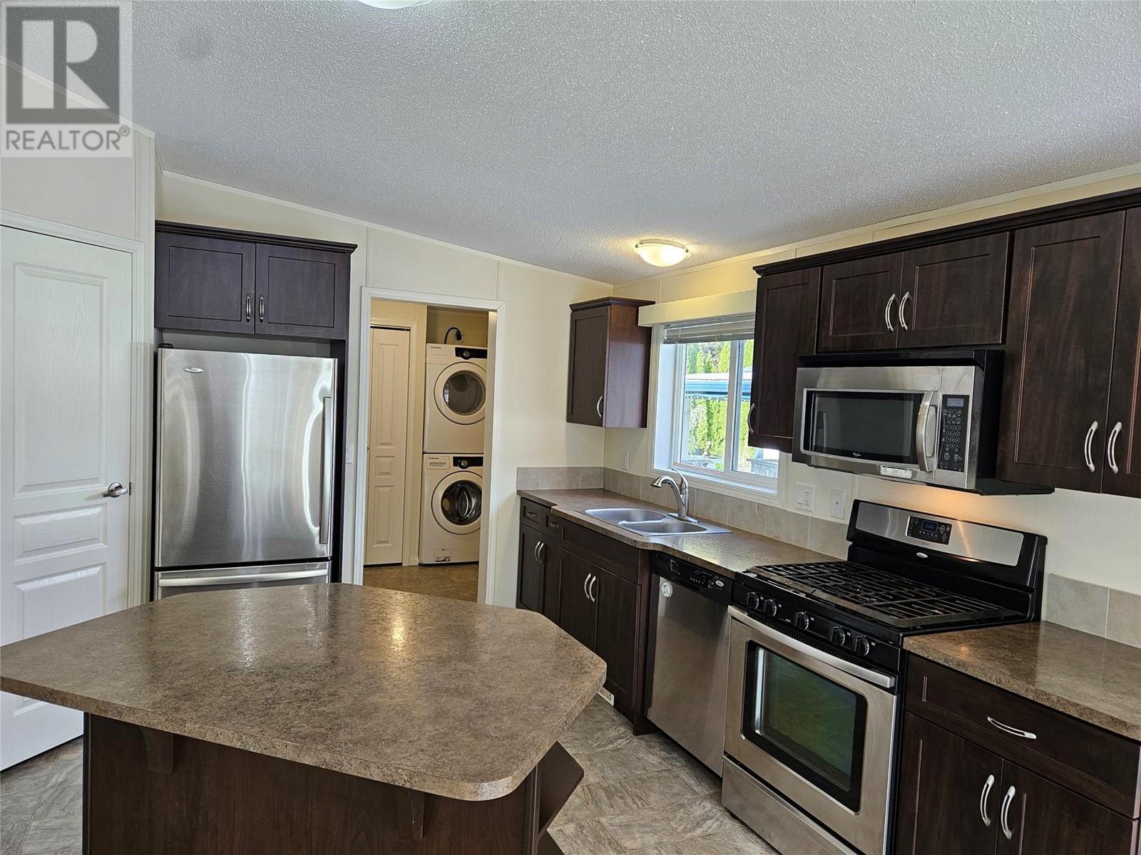 12 1518 Highway 3A Other, Keremeos