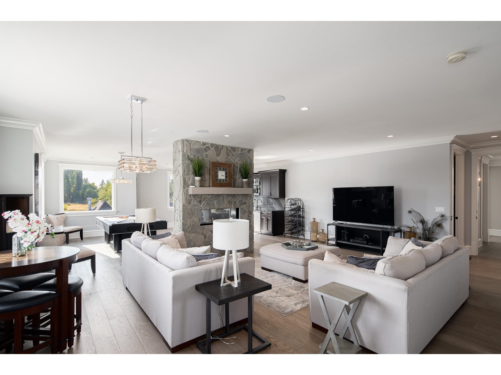 687 204 STREET, Langley real estate listing R2938497
