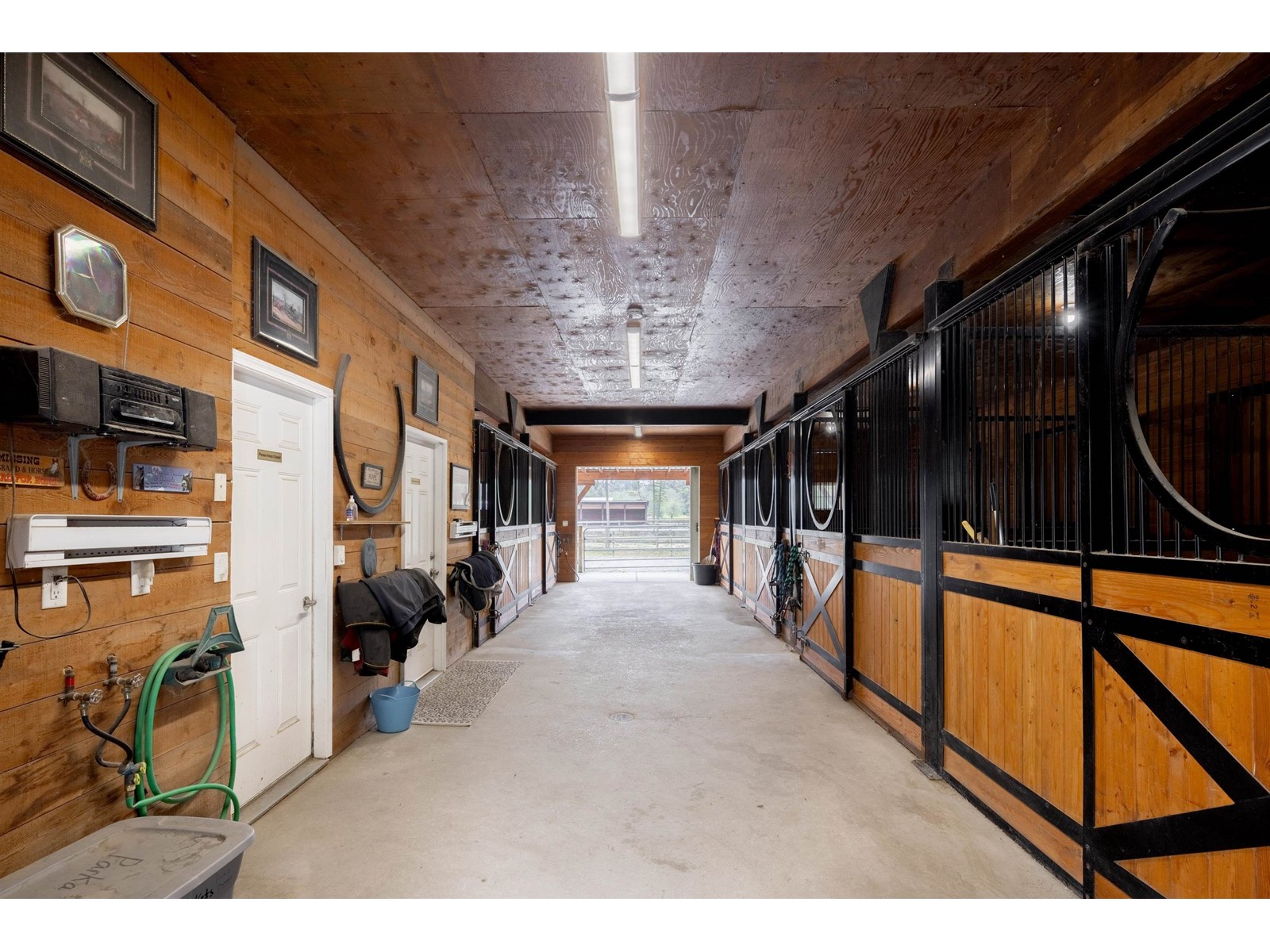 687 204 STREET, Langley real estate listing R2938497