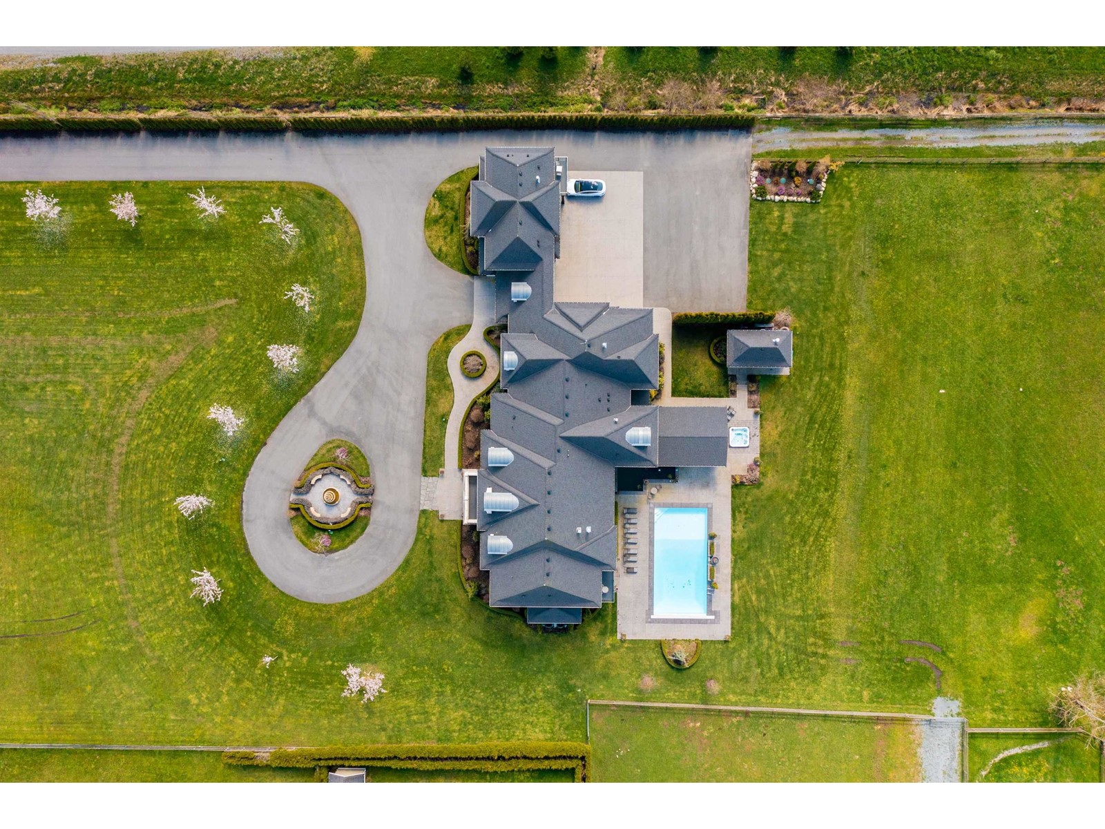 687 204 STREET, Langley real estate listing R2938497
