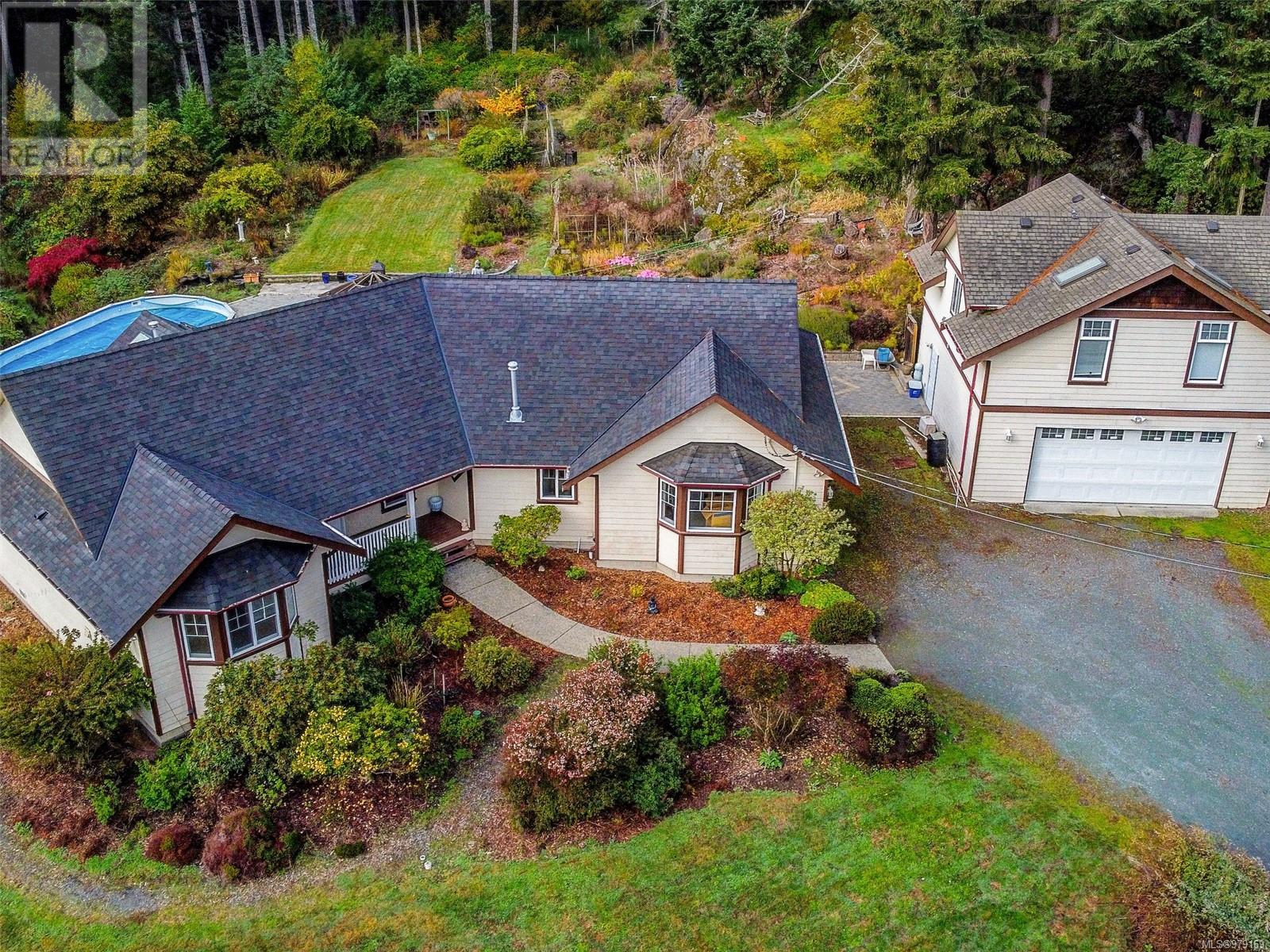  240 Pearson College Drive, Metchosin