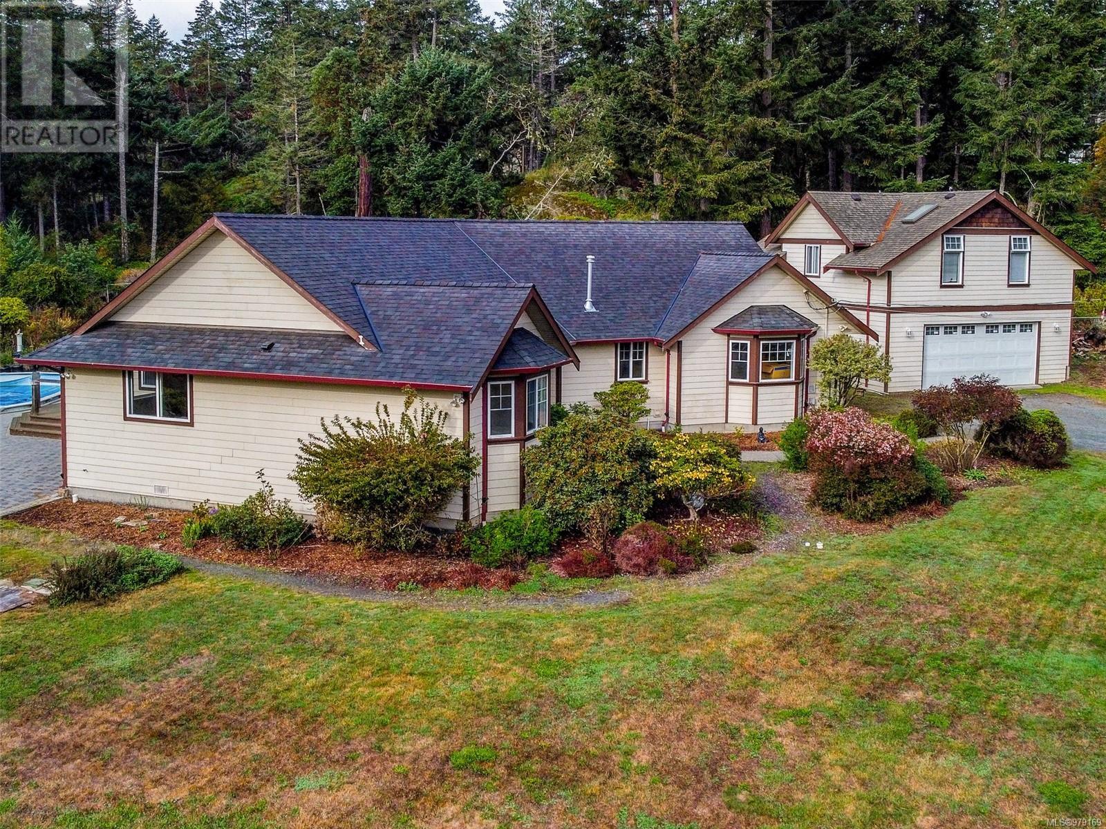  240 Pearson College Drive, Metchosin
