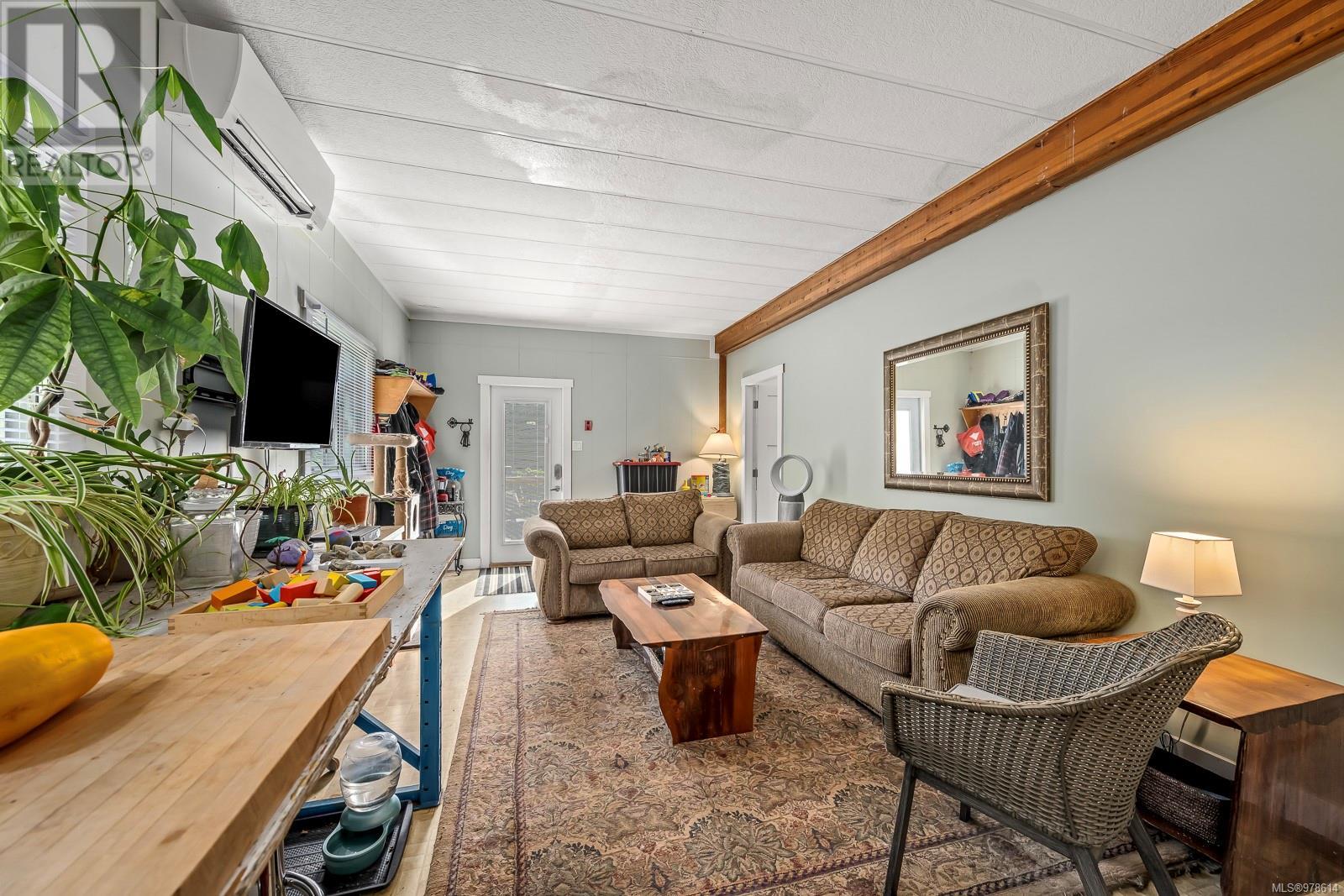 6979 Hills Rd, Port Alberni real estate listing 978614