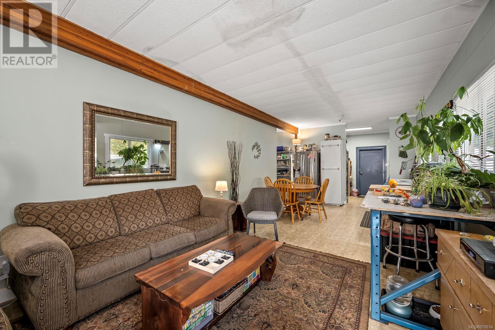 6979 Hills Rd, Port Alberni real estate listing 978614